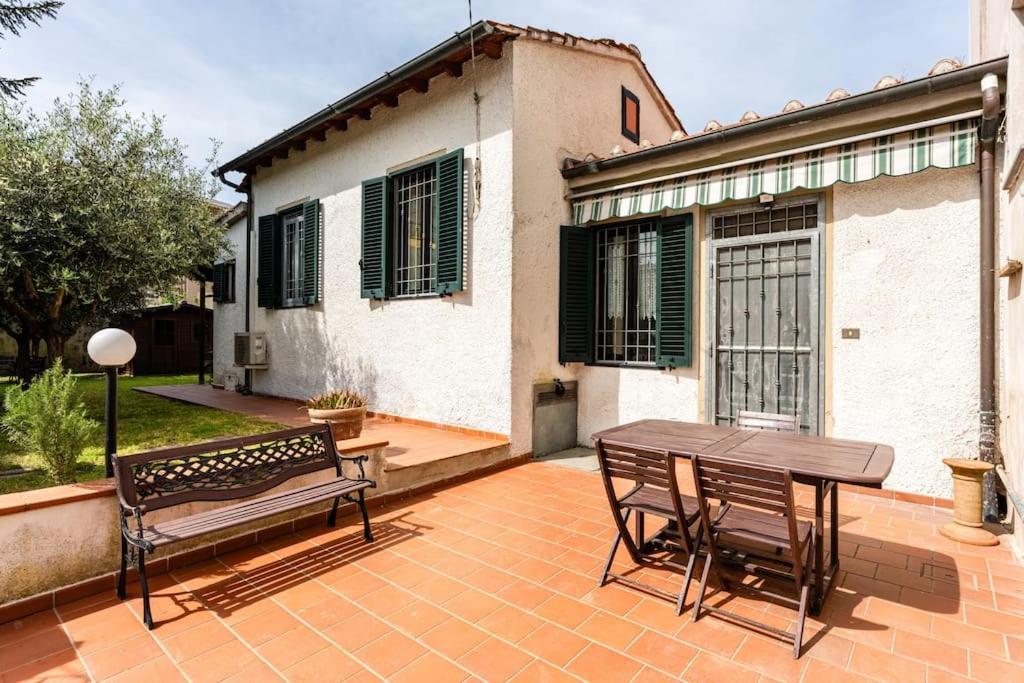 Willa Casa Luana San Concordio - Affitti Brevi Italia Lukka Zewnętrze zdjęcie